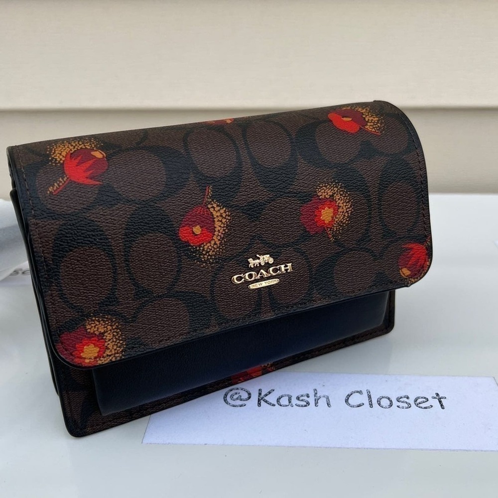 COACH Belt Bag Foldover In Signature Canvas With Pop Floral Print - Picture 1 of 11